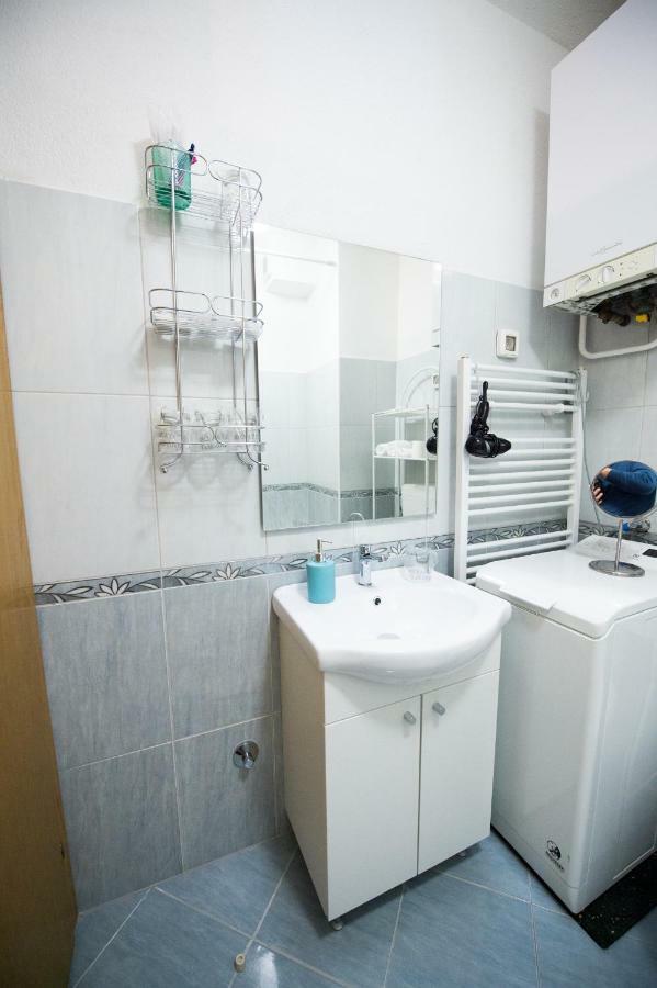 Apartment Lamar - Entry With Pin 0 - 24H, Underground Parking Garage, Elevator Slavonski Brod Zewnętrze zdjęcie