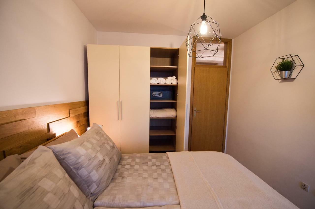 Apartment Lamar - Entry With Pin 0 - 24H, Underground Parking Garage, Elevator Slavonski Brod Zewnętrze zdjęcie